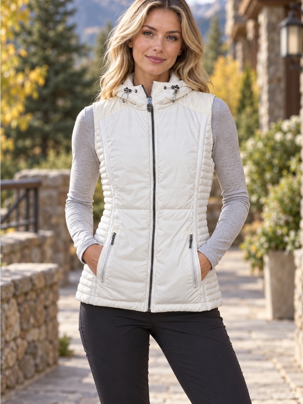 KÜHL Projekt women’s white hooded down vest size S